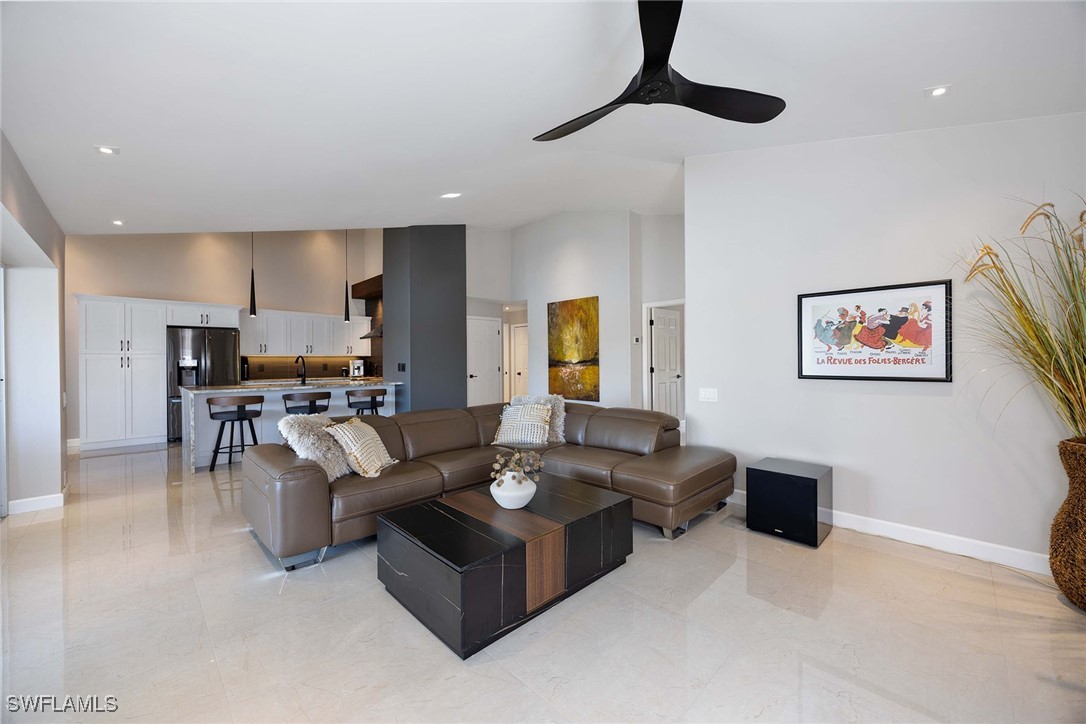 2 Bed Condominium for Sale in Worthington, photo 6