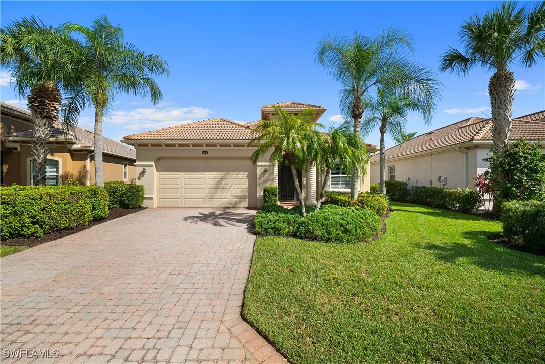 4 Bed Pool Home for Sale in Heritage Bay, FL, $999,000 — photo 6