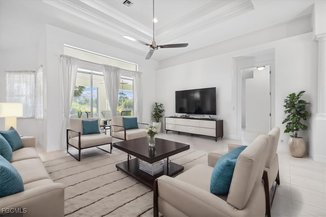 3 Bed SingleFamilyResidence for Sale in Port Charlotte, photo 6