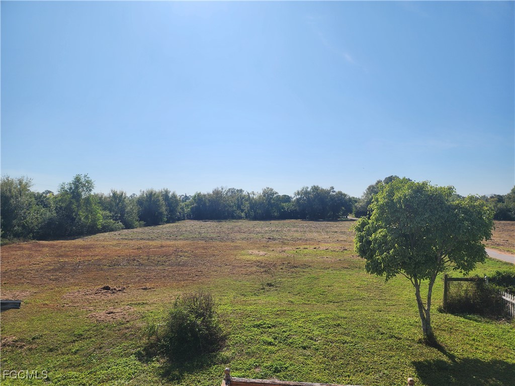 3 Bed SingleFamilyResidence for Sale in Punta Gorda, photo 6