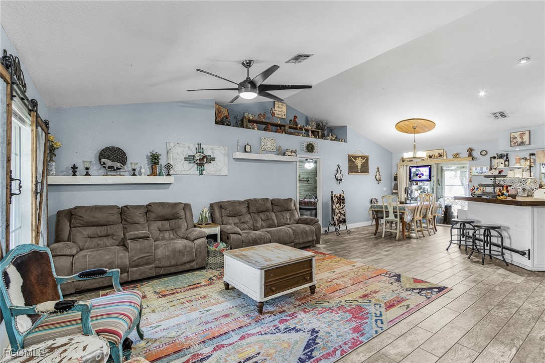 4 Bed SingleFamilyResidence for Sale in Cape Coral, photo 6