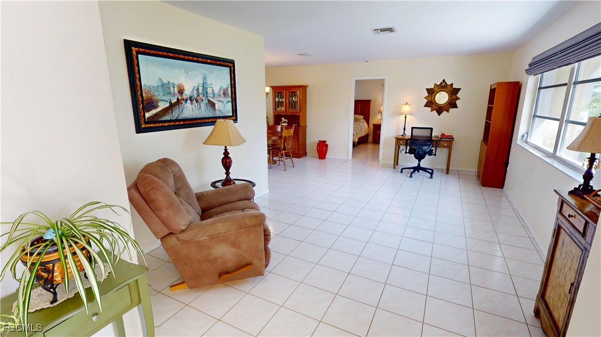 3 Bed Pool Home for Sale in Burnt Store Isles, photo 6