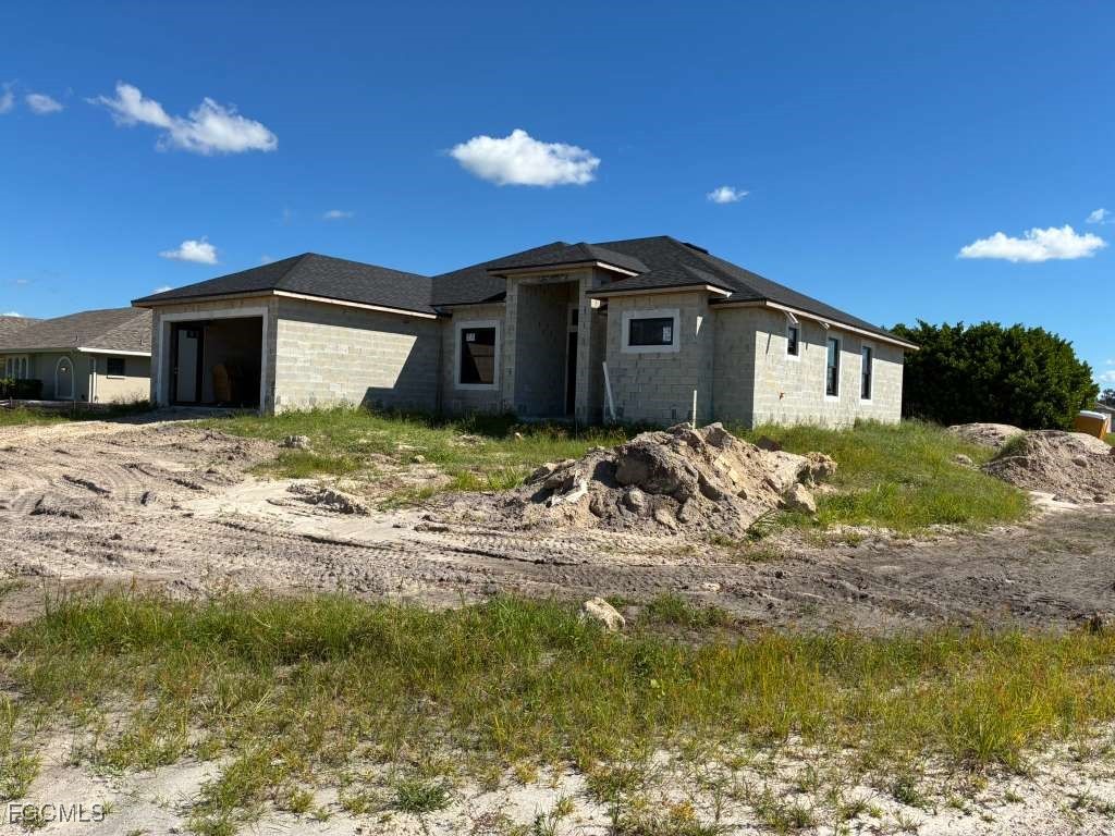 3 Bed SingleFamilyResidence for Sale in Cape Coral, photo 6