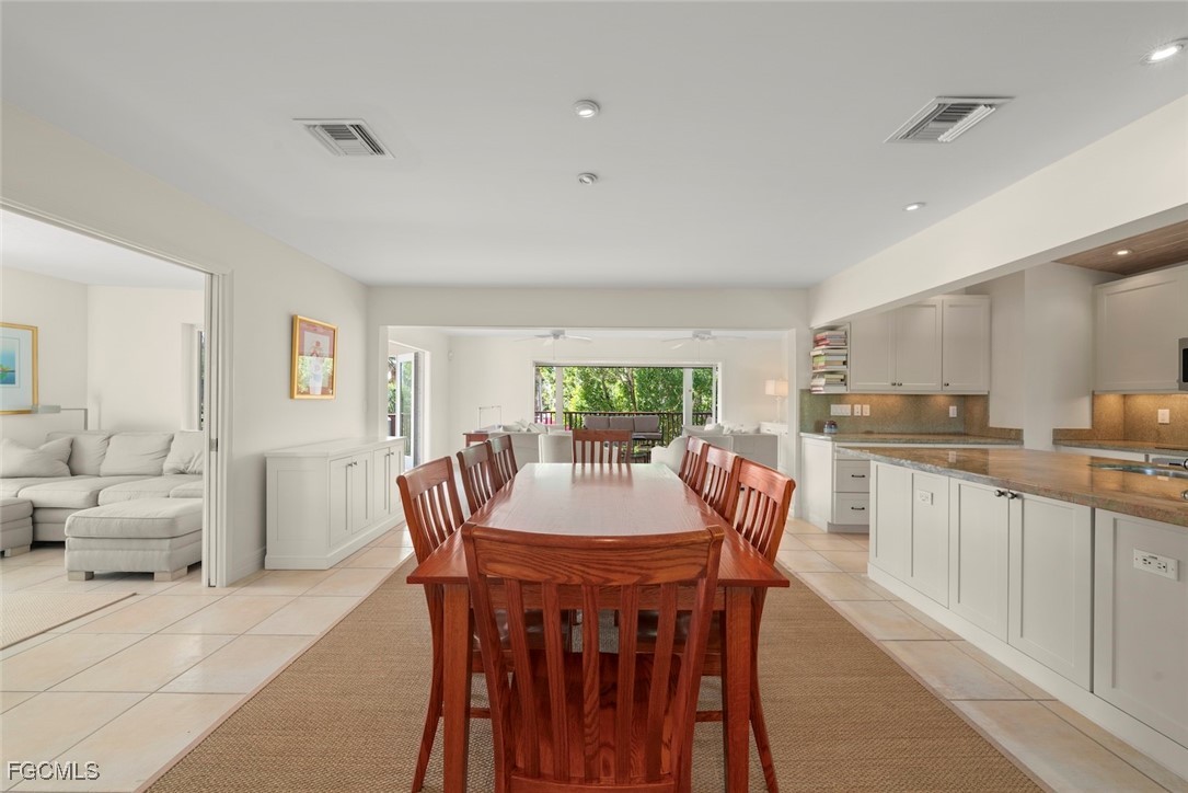 4 Bed SingleFamilyResidence for Sale in Gulf Pines, FL — photo 6