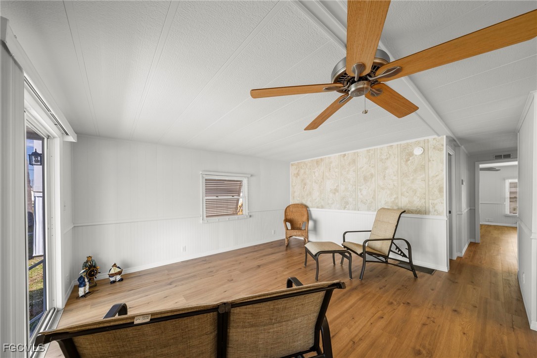 2 Bed Waterfront Home for Sale in St James City, photo 6
