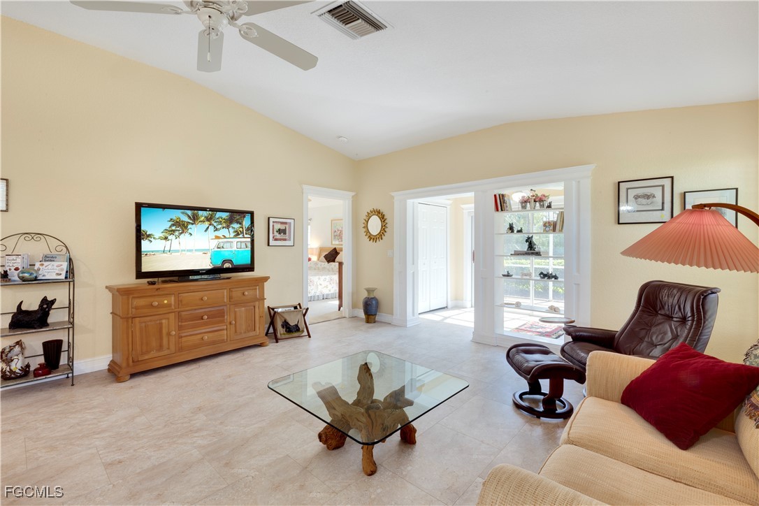 2 Bed SingleFamilyResidence for Sale in North Fort Myers, FL — photo 6