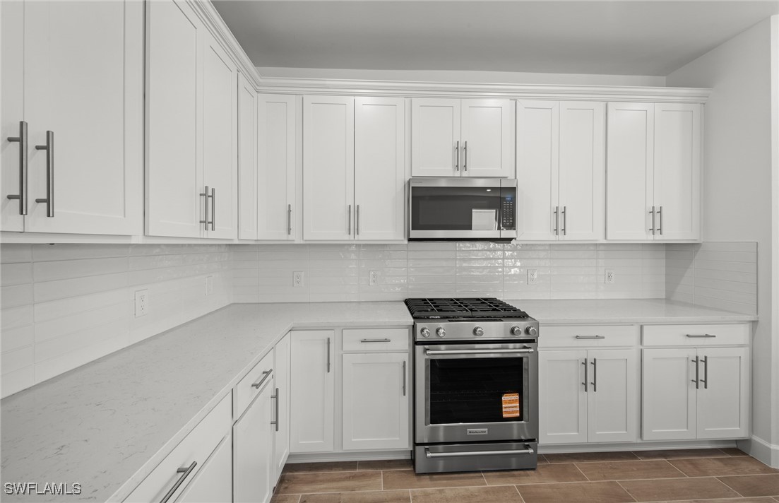 3 Bed SingleFamilyResidence for Sale in Alva, FL, $529,990 — photo 6
