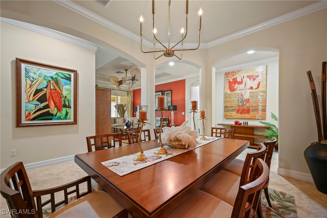 5 Bed Pool Home for Sale in Bella Terra, photo 6