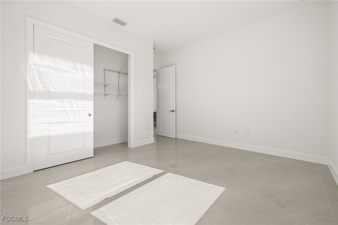 3 Bed Waterfront Home for Sale in Fort Myers, FL — photo 6