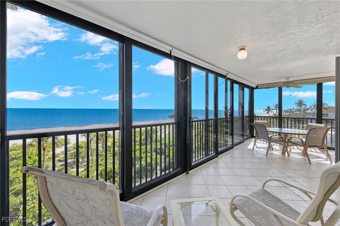 2 Bed Waterfront Home for Sale in Sanibel, photo 6