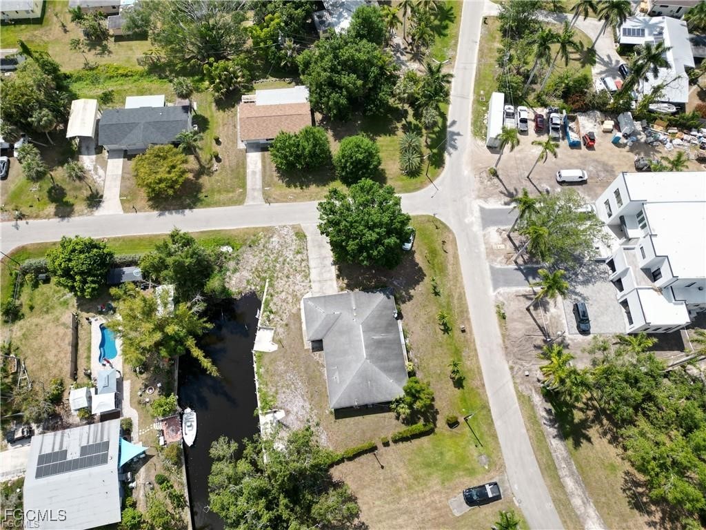3 Bed Waterfront Home for Sale in Fort Myers, photo 6