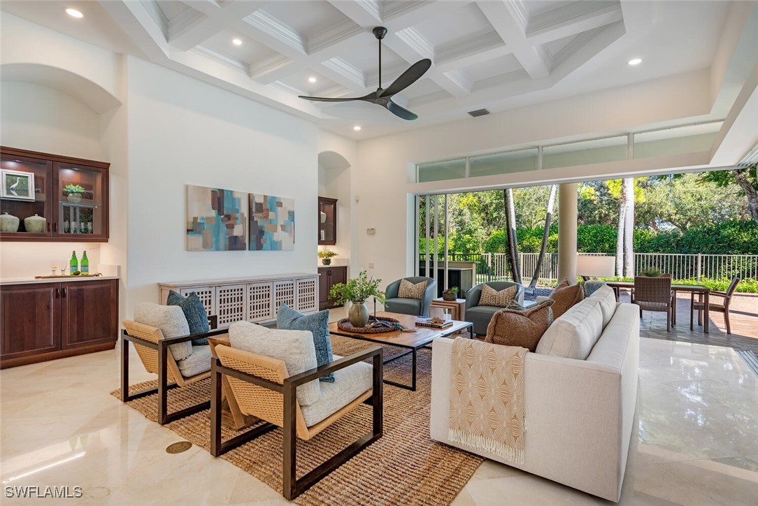 6 Bed Pool Home for Sale in Colliers Reserve, photo 6