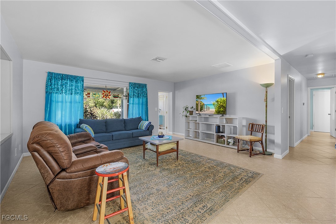 2 Bed Pool Home for Sale in Pine Island Ridge, FL, $358,000 — photo 6
