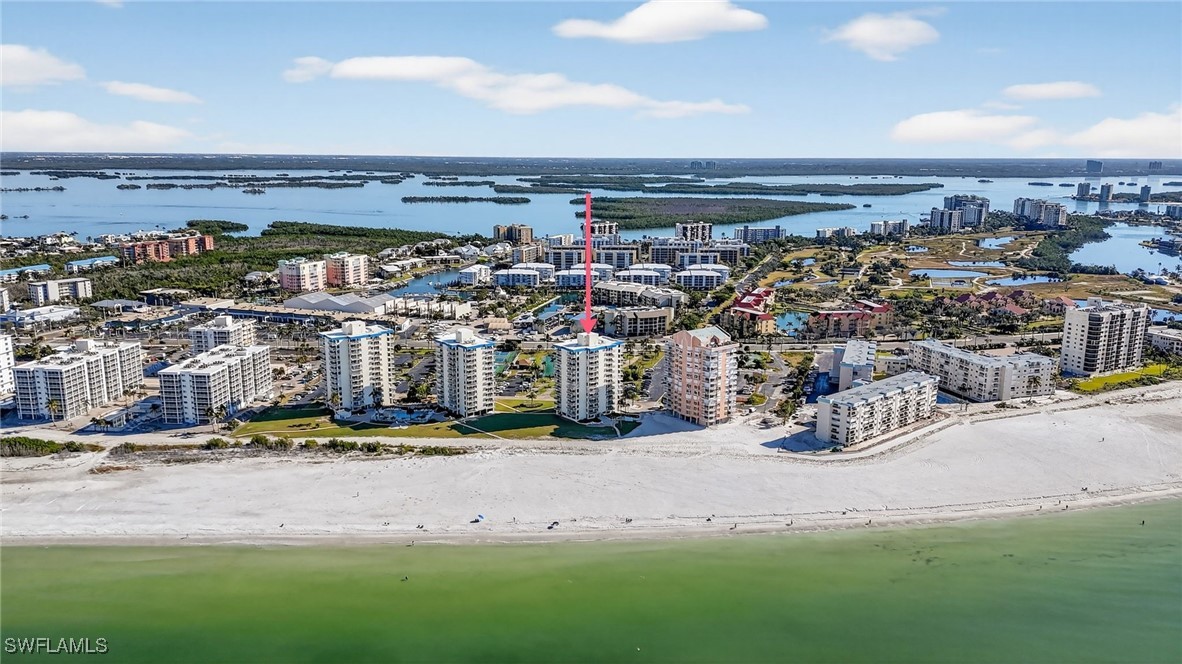 1 Bed Waterfront Home for Sale in Fort Myers Beach, photo 6