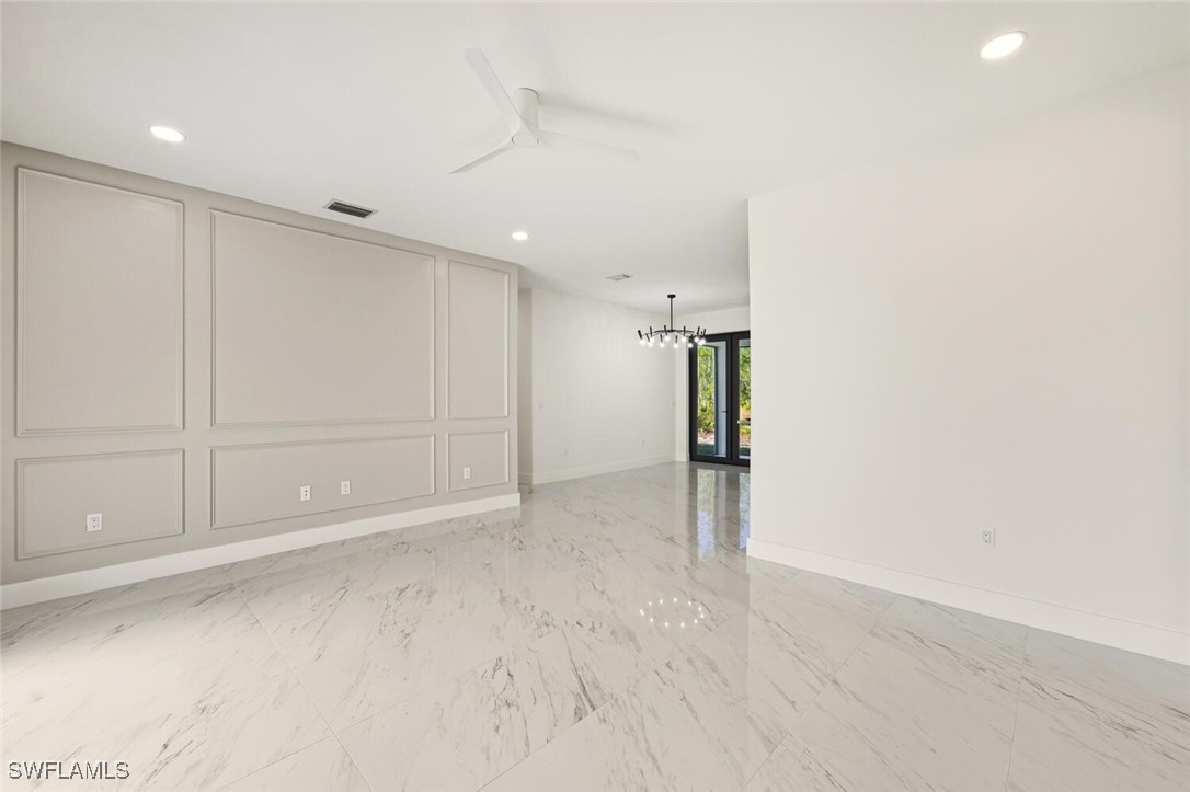 5 Bed SingleFamilyResidence for Sale in Naples, FL, $640,000 — photo 6