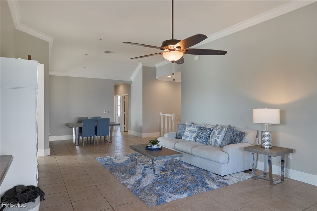 3 Bed Waterfront Home for Sale in Lucaya, FL, $380,000 — photo 6