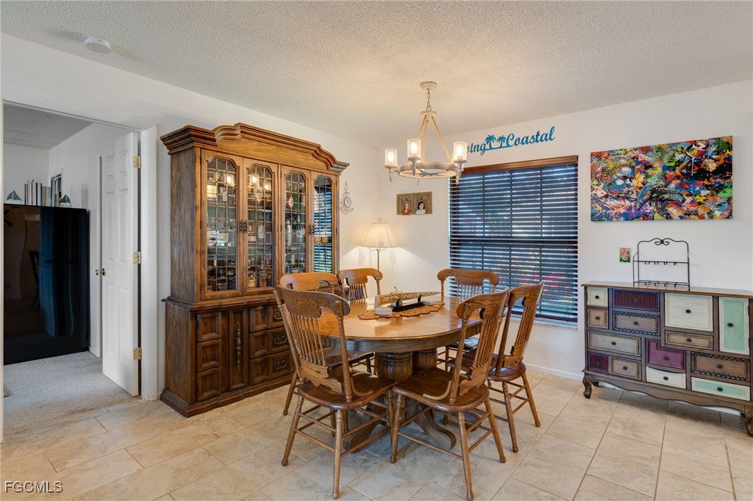 2 Bed Waterfront Home for Sale in Fort Myers, photo 6