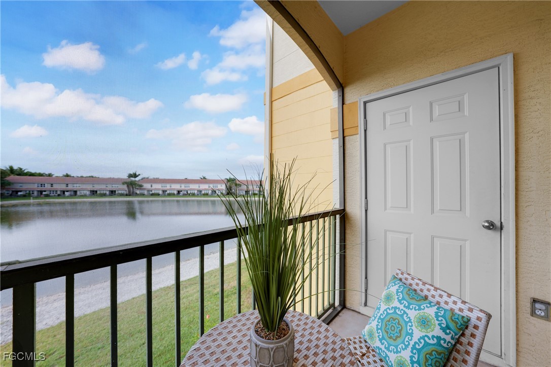 2 Bed Waterfront Home for Sale in Royal Greens, photo 6