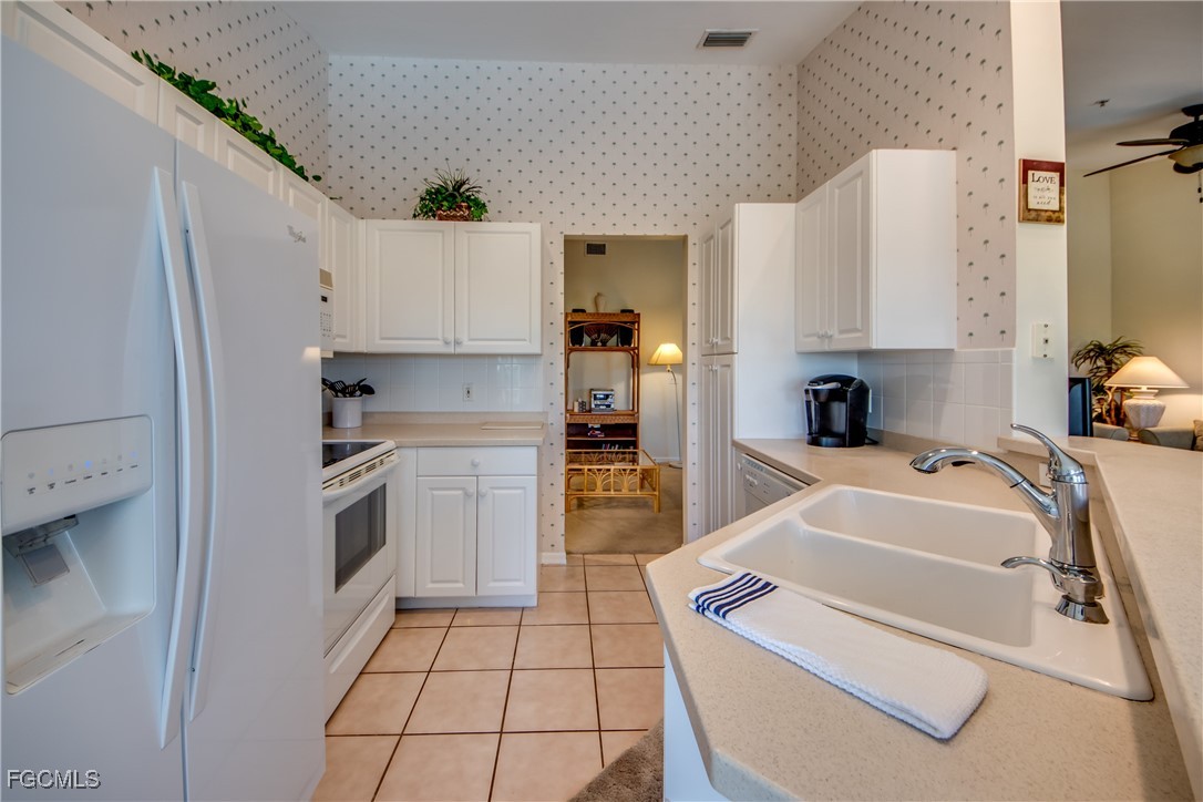 2 Bed Pool Home for Sale in Banyan Trace, FL, $199,500 — photo 6