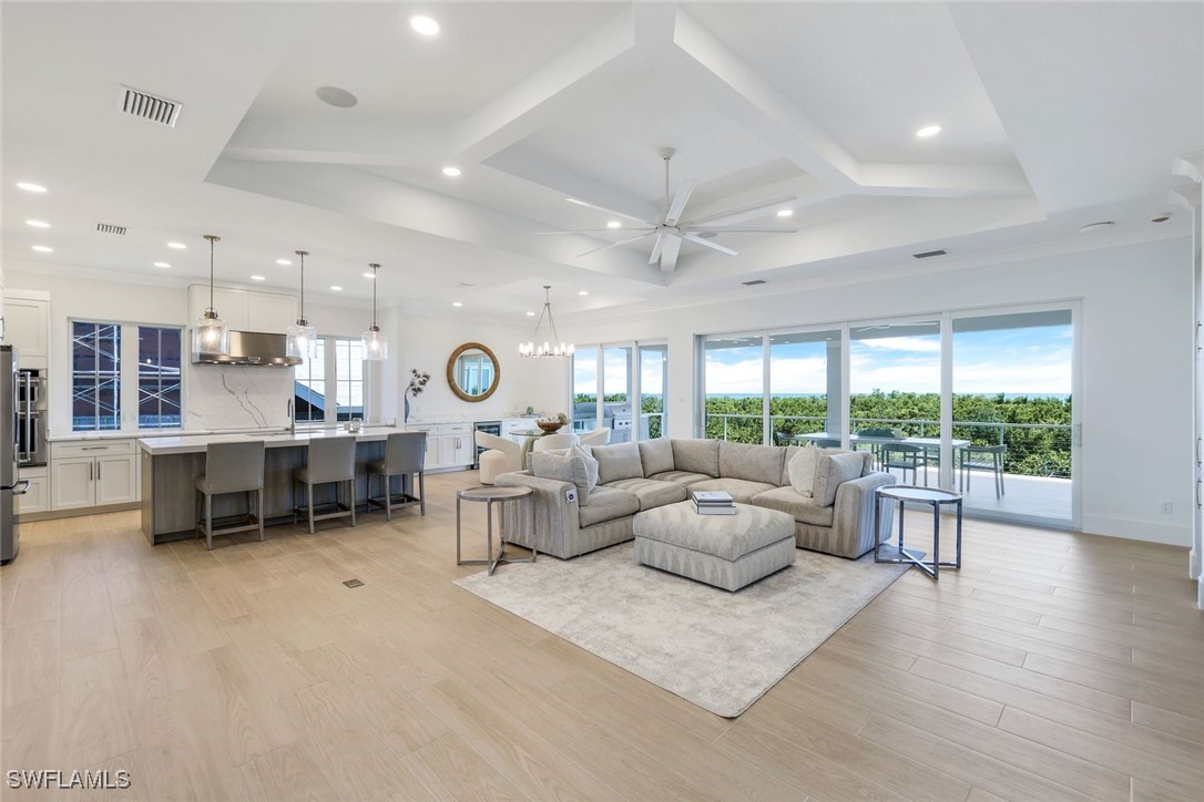 5 Bed Waterfront Home for Sale in Hideaway Beach, photo 6