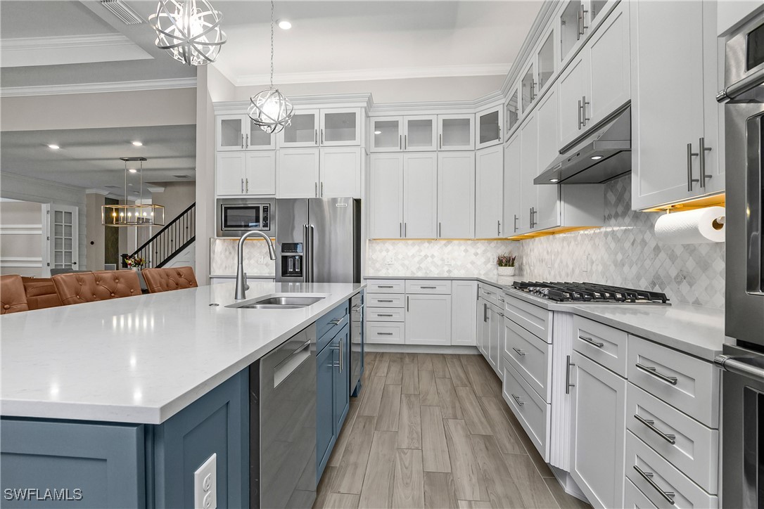 5 Bed Pool Home for Sale in Wildblue, photo 6