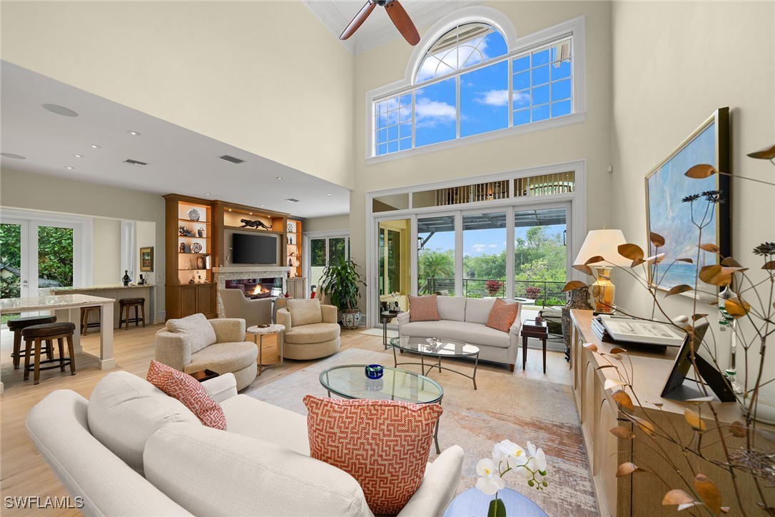 4 Bed Pool Home for Sale in Naples, photo 6