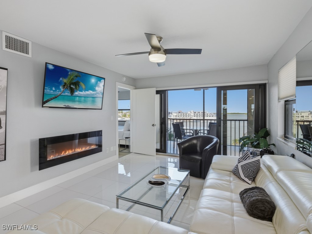 2 Bed Waterfront Home for Sale in Anglers Cove, FL, $519,000 — photo 6