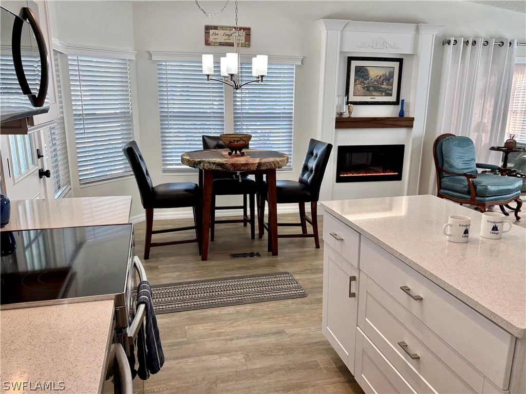 2 Bed ManufacturedHome for Sale in Naples, FL, $219,000 — photo 6