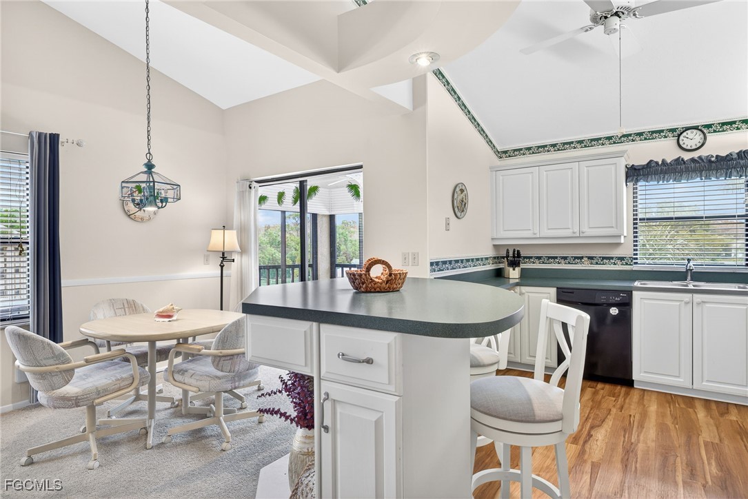 2 Bed Condominium for Sale in Fort Myers, FL, $150,000 — photo 6