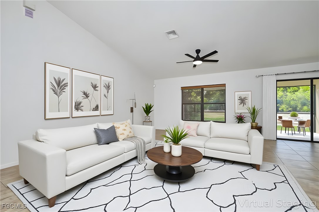4 Bed SingleFamilyResidence for Sale in Cape Coral, photo 6