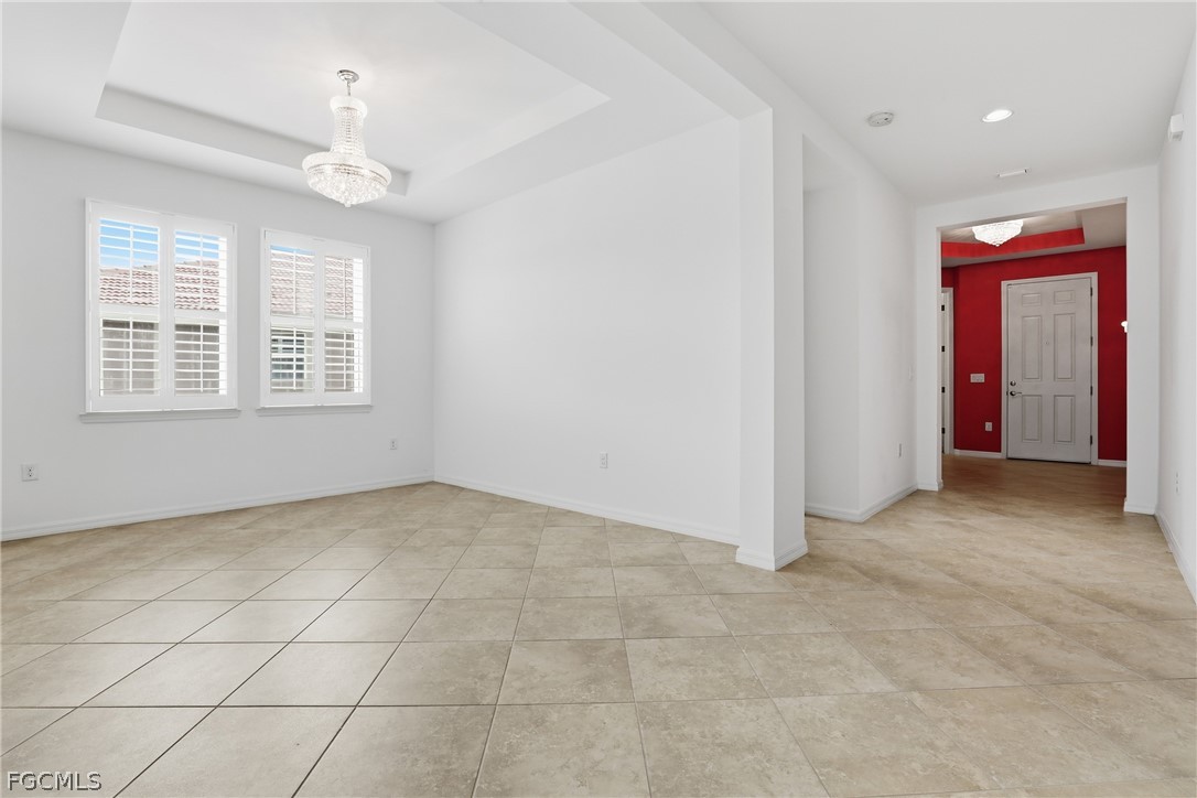 4 Bed Pool Home for Sale in Lindsford, photo 6