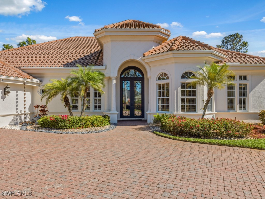 5 Bed Pool Home for Sale in Pine Ridge, photo 6