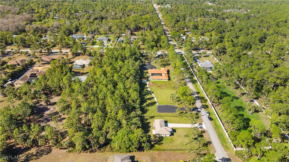 6 Bed Pool Home for Sale in Naples, FL, $1,000,000 — photo 6