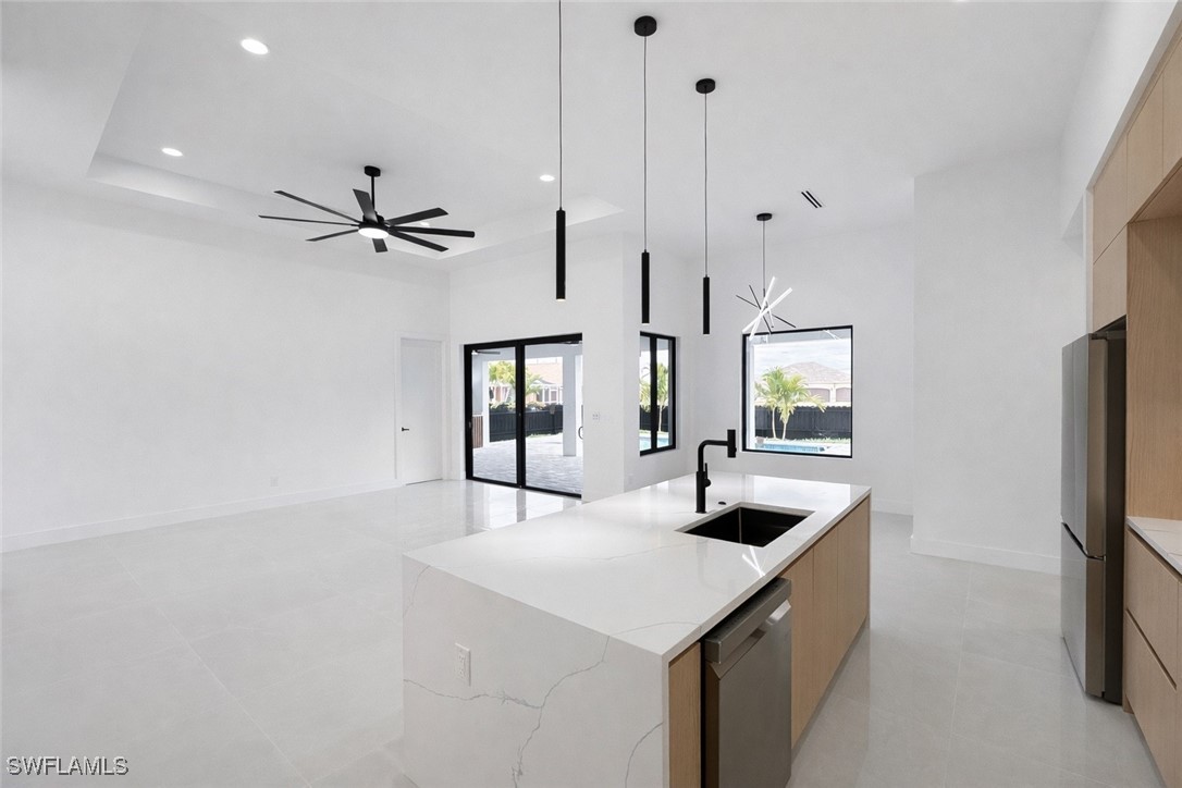 4 Bed Pool Home for Sale in Cape Coral, photo 6