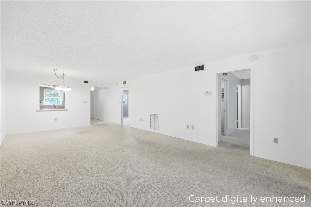 2 Bed Condominium for Sale in Naples, photo 6