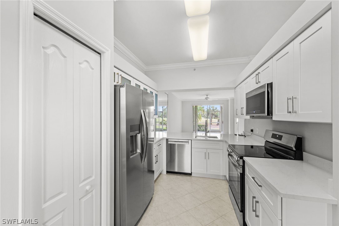 2 Bed Condominium for Sale in Stoneybrook, FL — photo 6