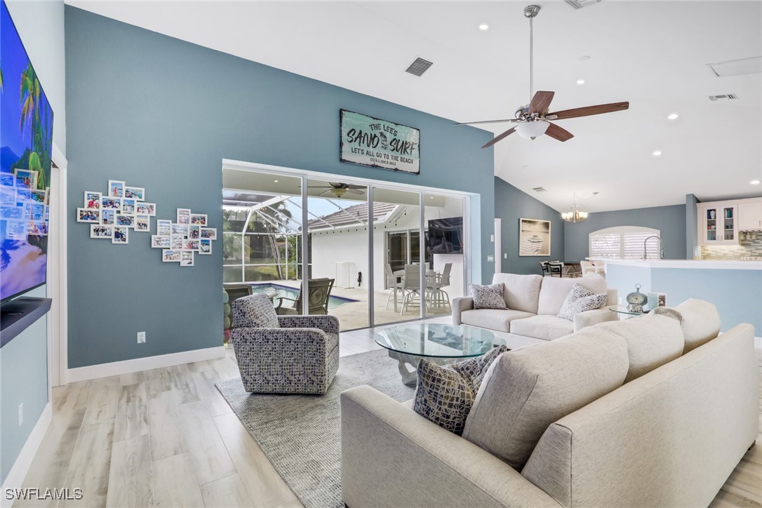 4 Bed Pool Home for Sale in Briarwood, photo 6