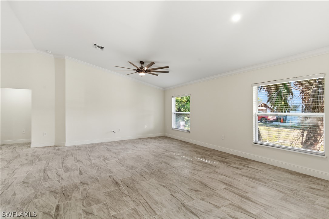 3 Bed SingleFamilyResidence for Sale in Fort Myers, FL — photo 6
