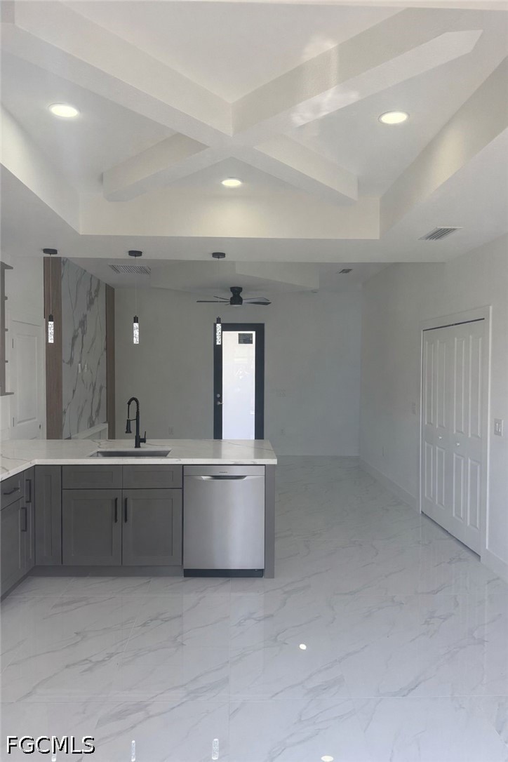 4 Bed SingleFamilyResidence for Sale in Lehigh Acres, photo 6