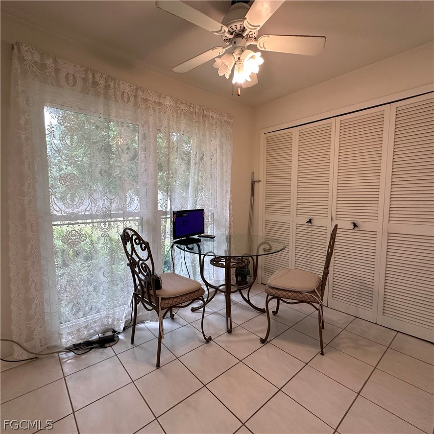 2 Bed SingleFamilyResidence for Sale in Cape Coral, photo 6