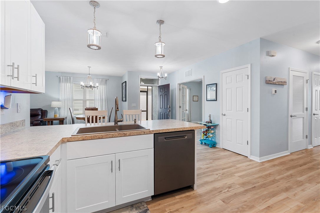 2 Bed Attached for Sale in Punta Gorda, FL, $294,900 — photo 6