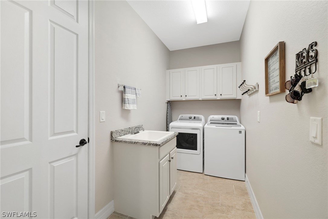 4 Bed Pool Home for Sale in Bonita Springs, photo 6