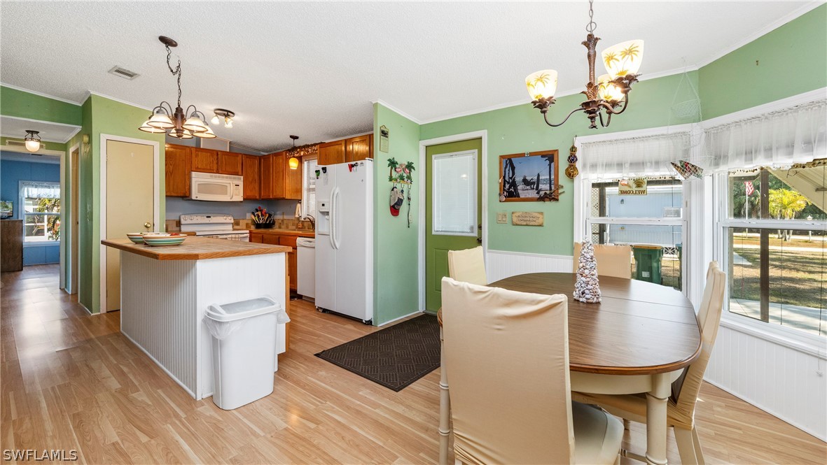 2 Bed Waterfront Home for Sale in Naples, FL, $149,000 — photo 6