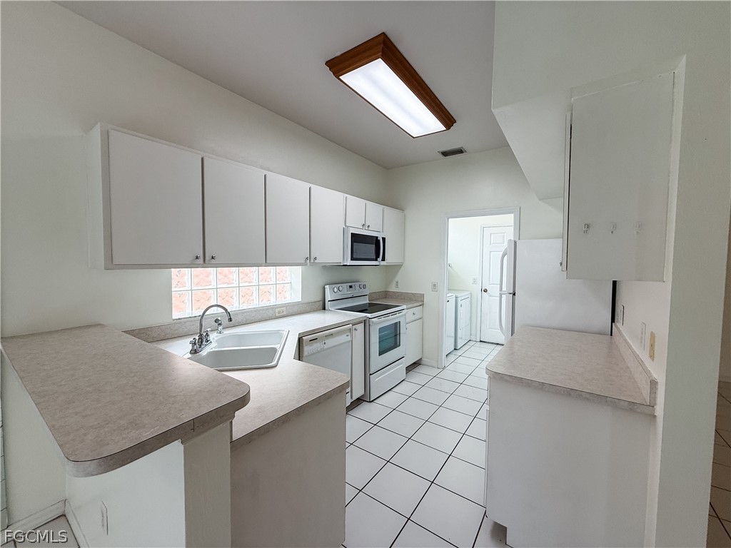 3 Bed SingleFamilyResidence for Sale in Estero, FL, $299,000 — photo 6