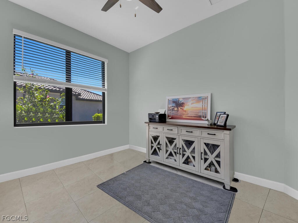 2 Bed Waterfront Home for Sale in Timber Creek, photo 6
