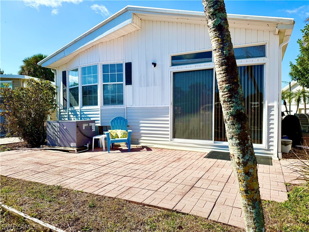 1 Bed ManufacturedHome for Sale in Naples, FL, $125,000 — photo 6