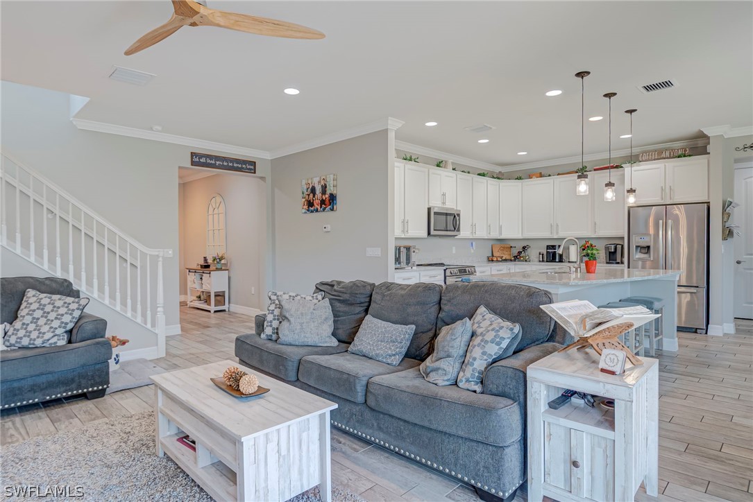 4 Bed Pool Home for Sale in Avalon Park, FL, $575,000 — photo 6
