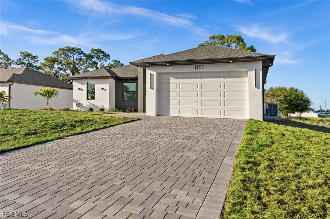 3 Bed SingleFamilyResidence for Sale in Lehigh Acres, photo 6