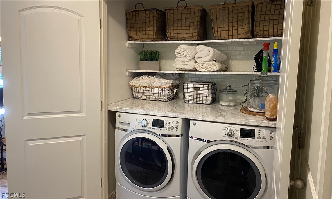 3 Bed SingleFamilyResidence for Sale in Lehigh Acres, photo 6