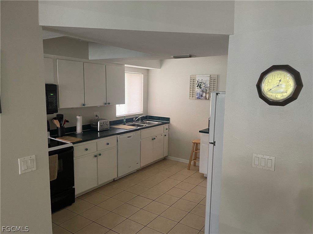 2 Bed Condominium for Sale in Lehigh Acres, FL, $159,000 — photo 6